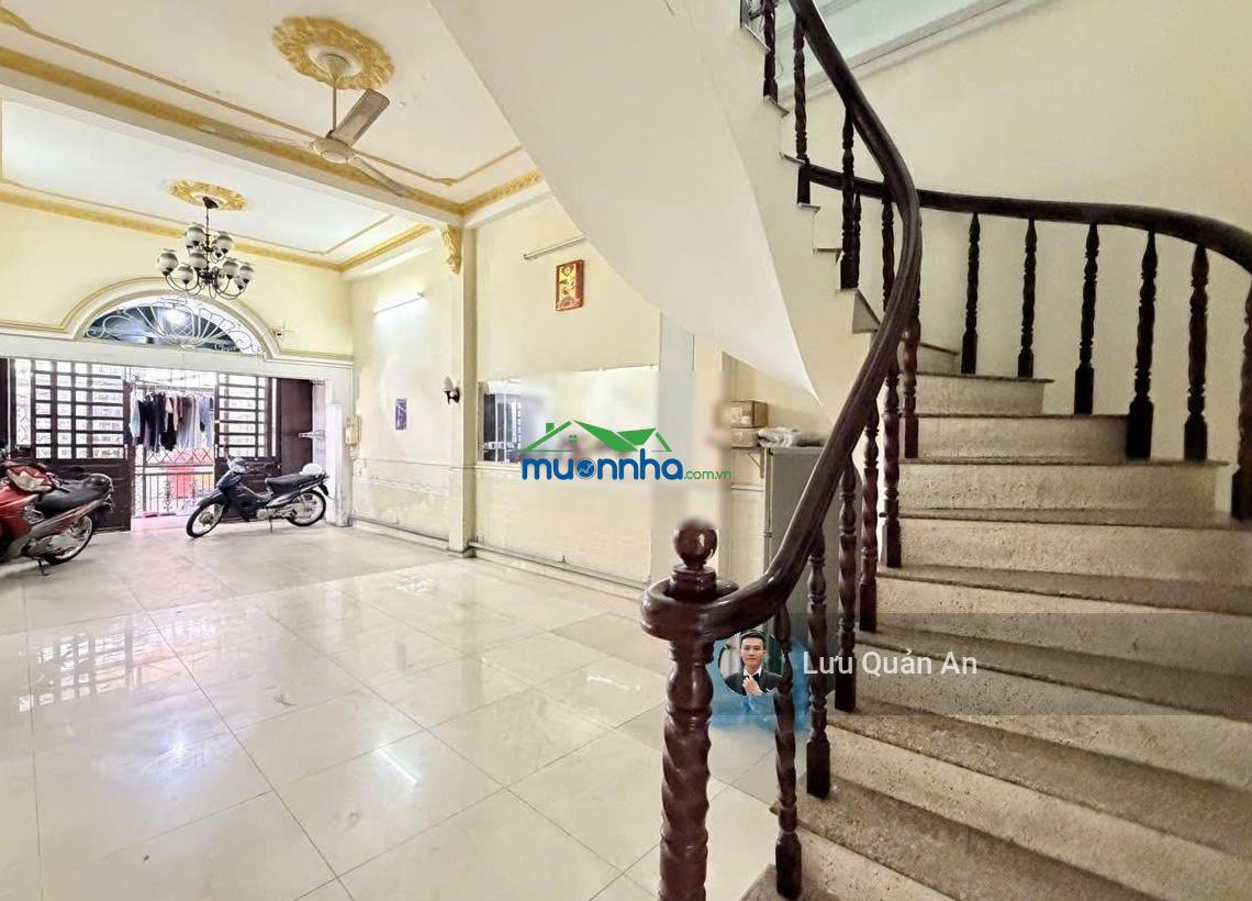 Bán nhà ung văn khiêm bình thạnh 4,5x28m, thu 50 triệu/tháng, giá 14,4 tỷ