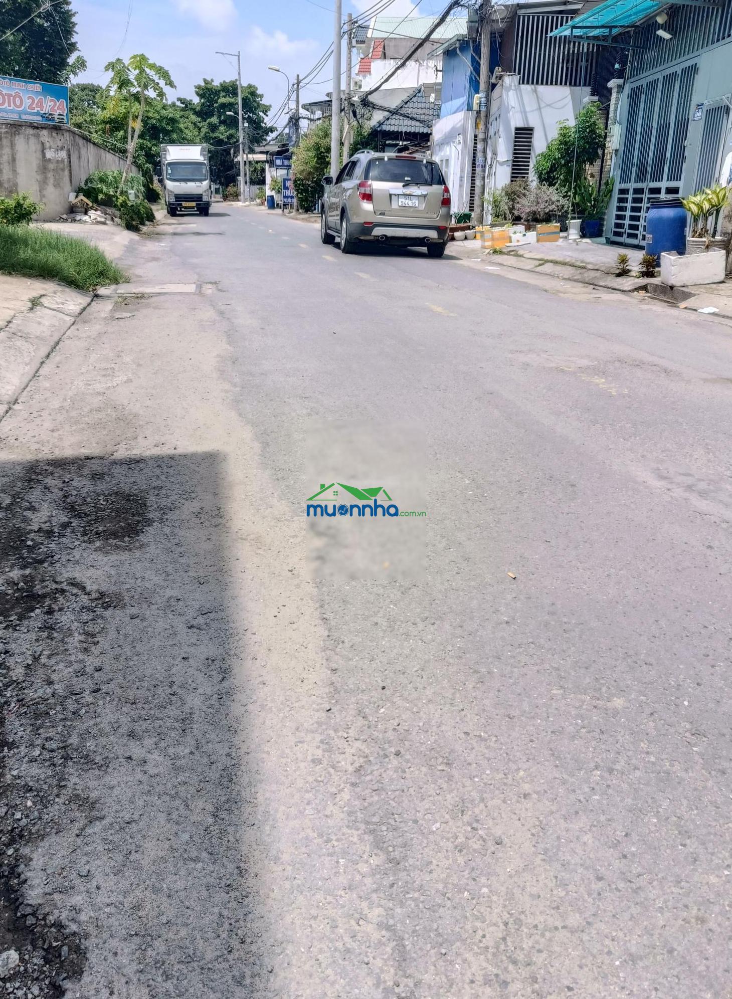 Nhà shr 182m2 thổ cư nở hậu 8.4m xe 7 chỗ tới nhà chỉ 4,868 tỷ, dt: 4.6 x 27m, nở hậu 8.4m - 2