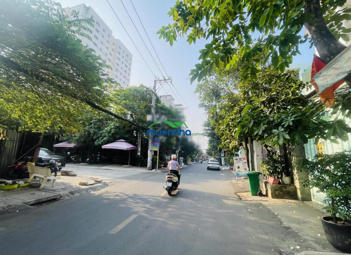Nhà 2 mặt tiền - 90m2 ngang 5m - đường 18 hiệp bình chánh thủ đức - đường 2 xe hơi - xd cao tầng - 2