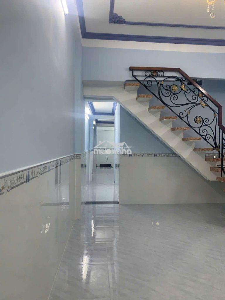 Cần bán gầp nhà 1 xẹt  trương trinh .pđht .dt 4 x20 1 trệt 1 lầu  4pn - 4