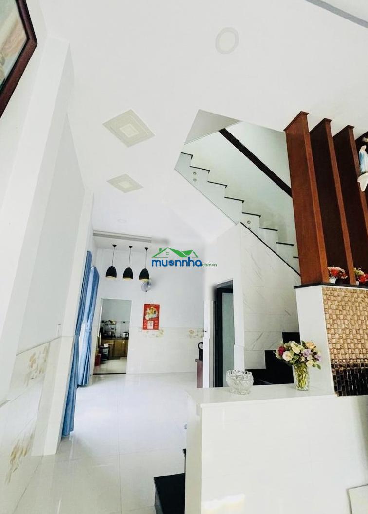 Nhỉnh 4 tỷ bán nhà 3 tầng, 4 pn gần nguyễn thị thử, vừa ở vừa có dòng tiền, đường 6m, shr - 3