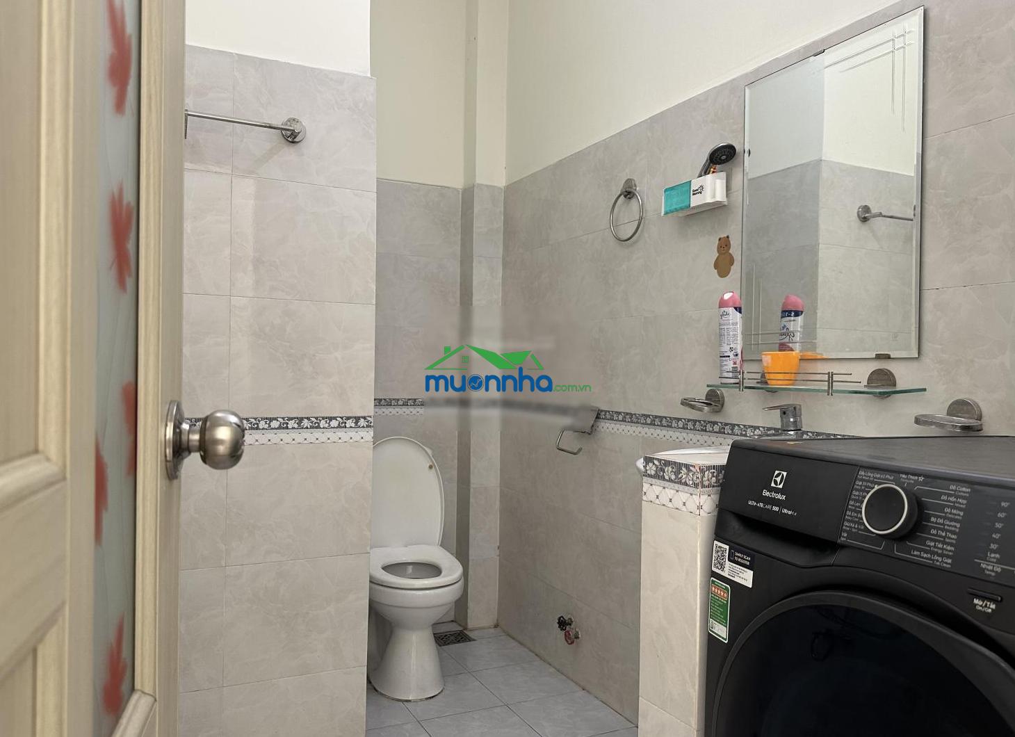 Hàng xóm kdc hồng long -hiệp bình phước - 4 tầng- 4pn - xe hơi đậu ngày đêm - dân trí - nhỉnh 6ty - 2