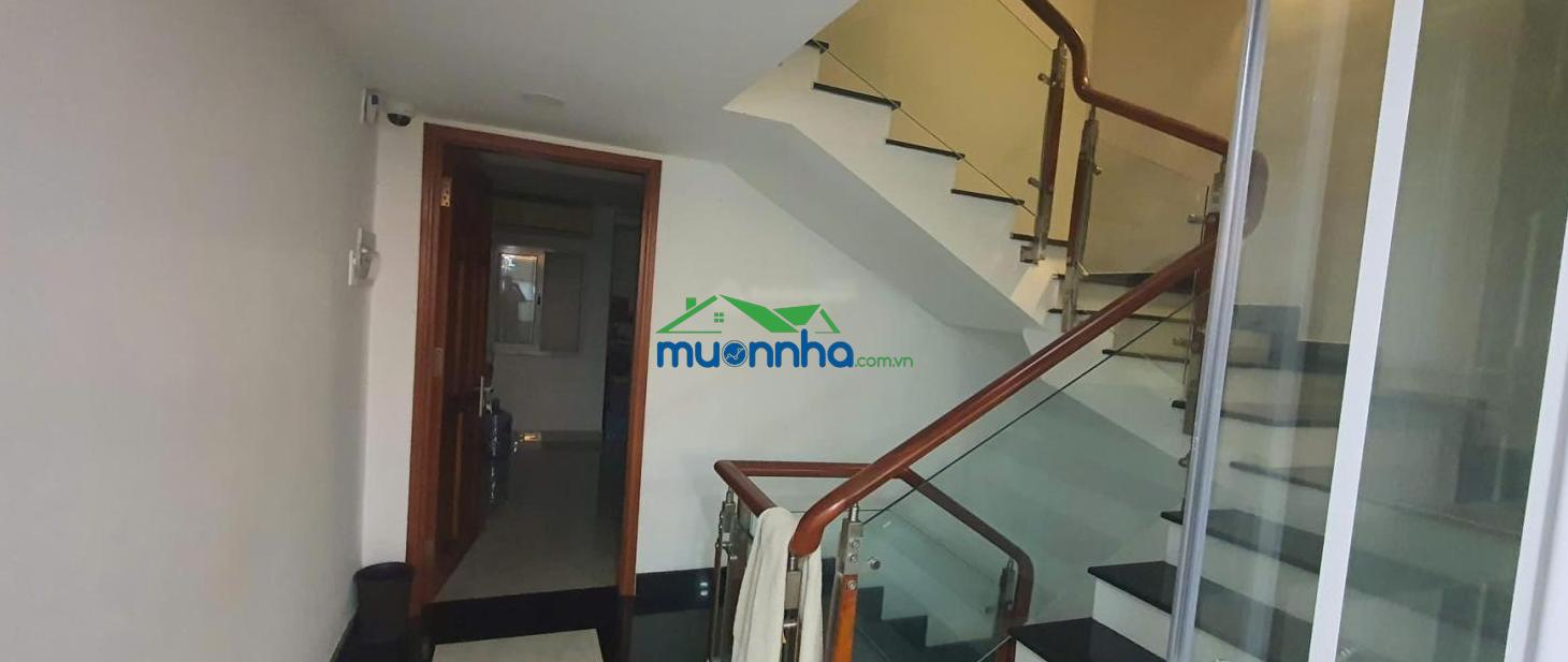 Hẻm 8m có vỉa hè ngay bờ kè xuyên tâm xô viết nghệ tĩnh. bán nhà (4x18m) 2 tầng btct 3pn4wc