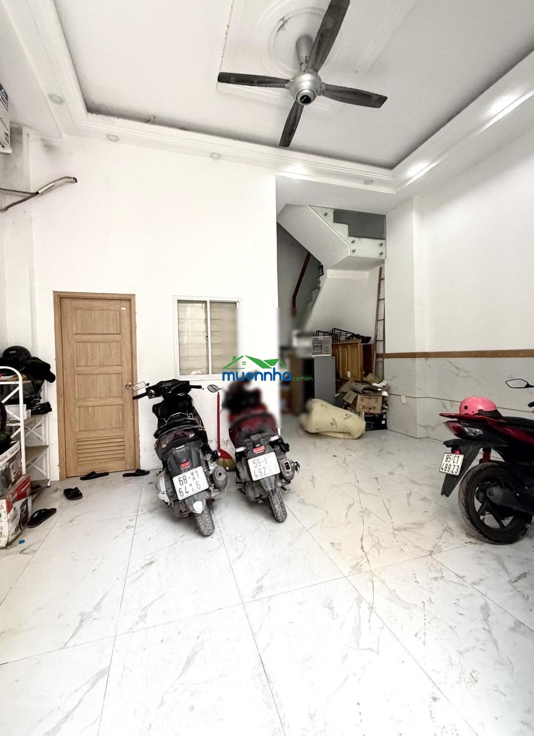 Giá mới 5.6 tỷ hẻm nhựa 6m xe tải tránh - bình tân - ngang lớn 5.4m - 4 tầng chdv 6p khép kín dò - 3