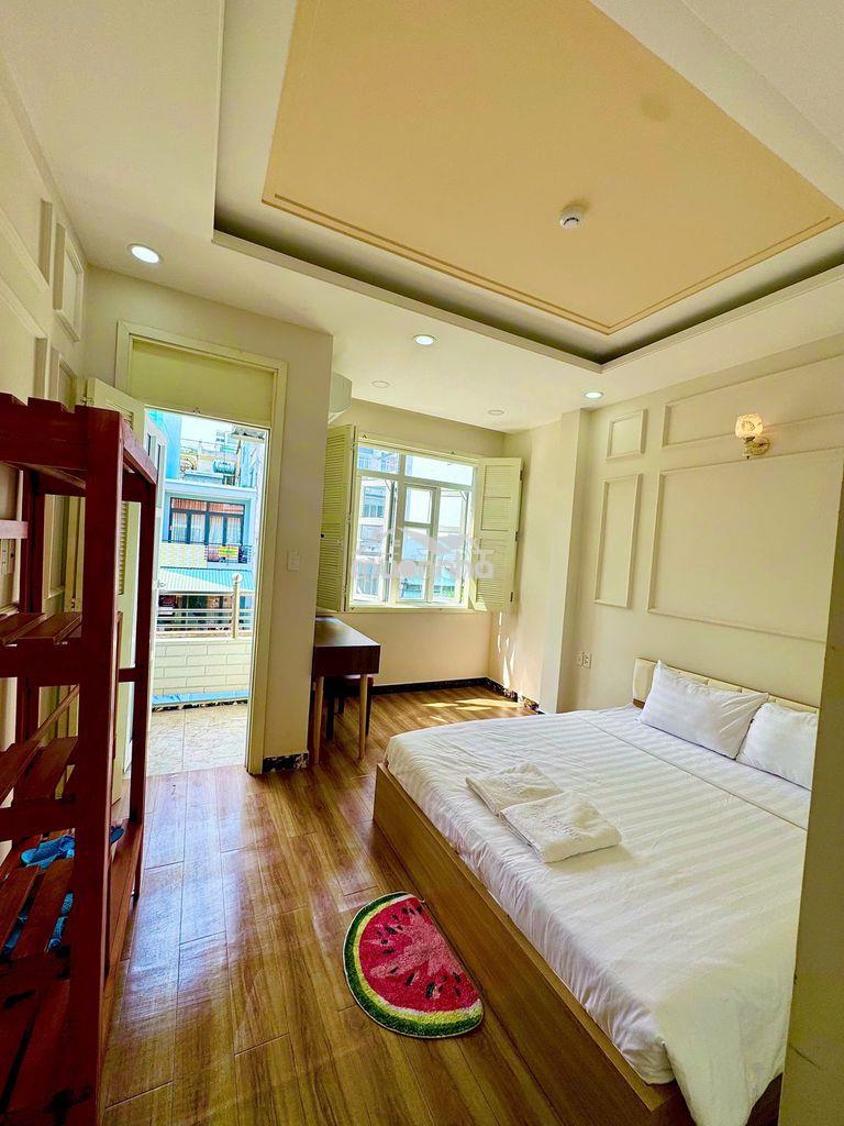 Cho thuê trọn gói nguyên căn 8 phòng lớn chdv quận 1 - 2