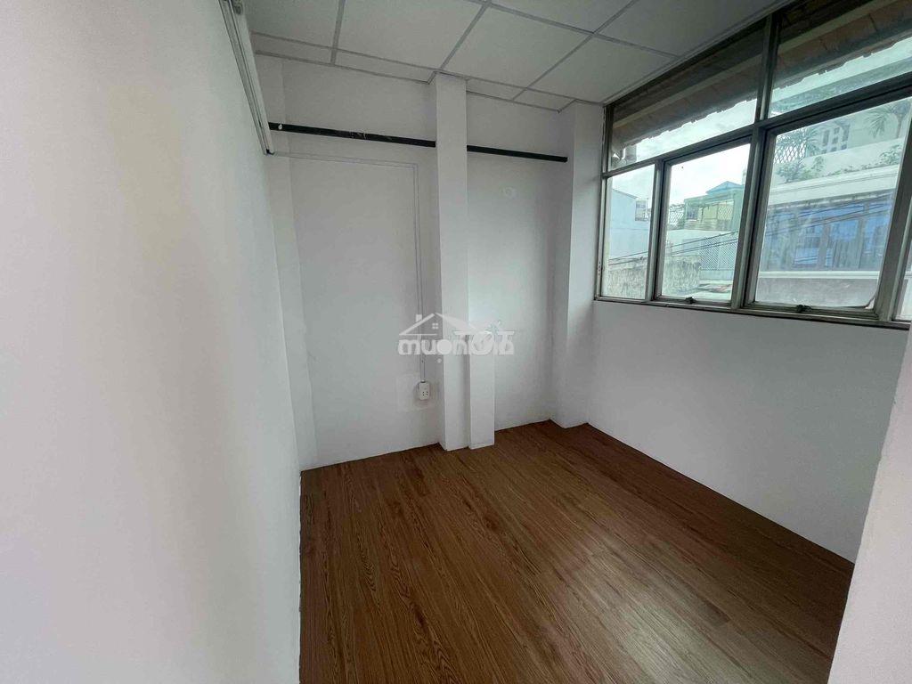 Căn hộ 2 pn- ban công - cửa sổ - 4