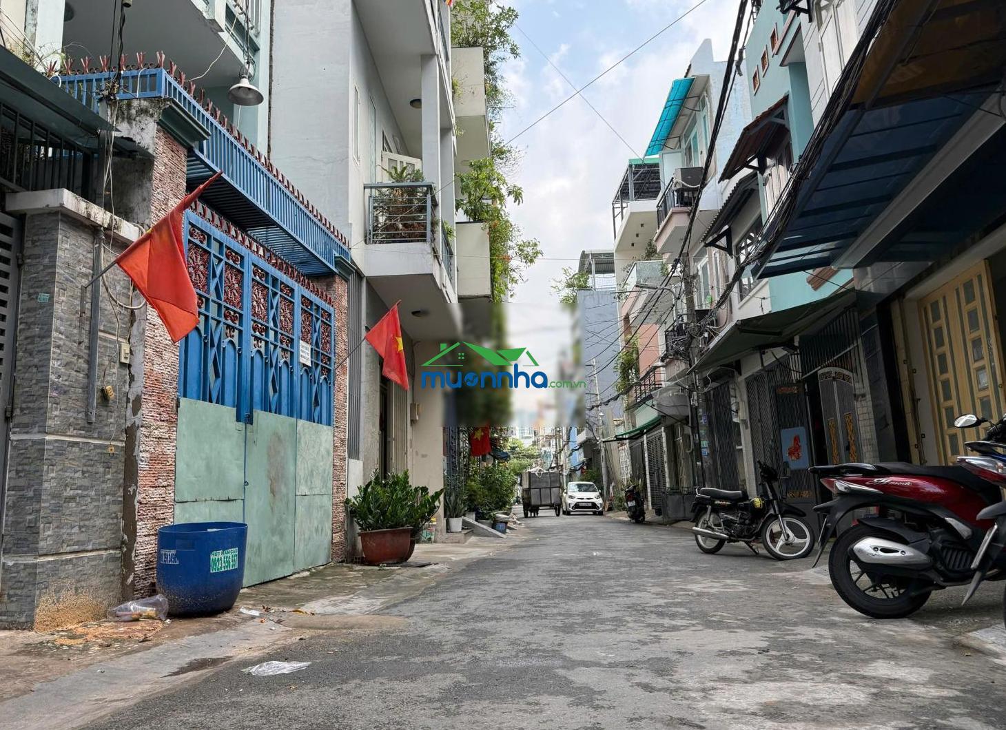 Nhà mt đường nhựa 6m - lý phục man - xe hơi ở trong nhà - nhỉnh 100tr/m - Ảnh 4