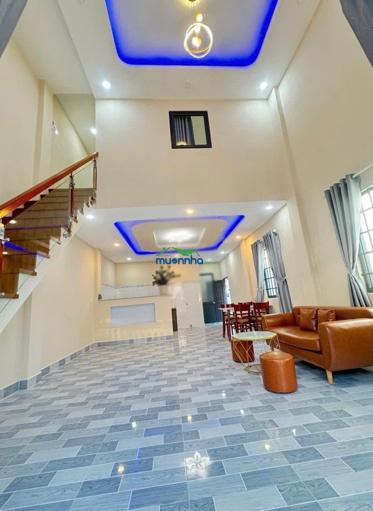5.4 tỷ, 60m2, nhà đẹp căn góc hẻm xe hơi gần chợ thủ đức, phạm văn đồng