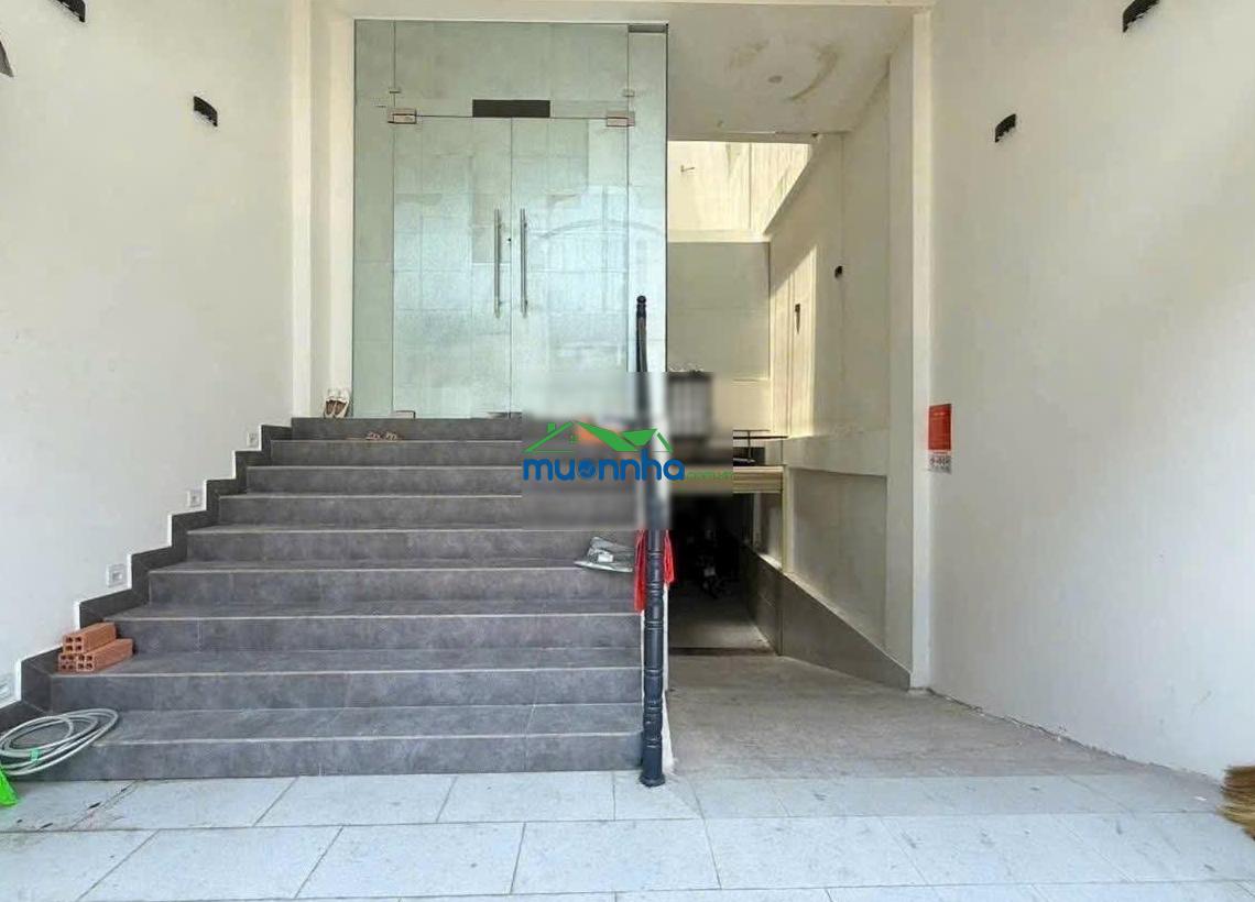 Bán chdv 5m x 20m xây 1 hầm 4 lầu 12 phòng đang thuê full thu nhập gần 40tr/tháng có thang máy - 2