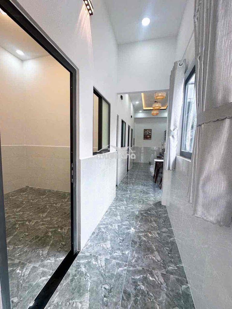 Chính chủ kẹt tiền bán gấp nhà cấp 4 sân vườn giá rẻ ngay ql50 shr - 4