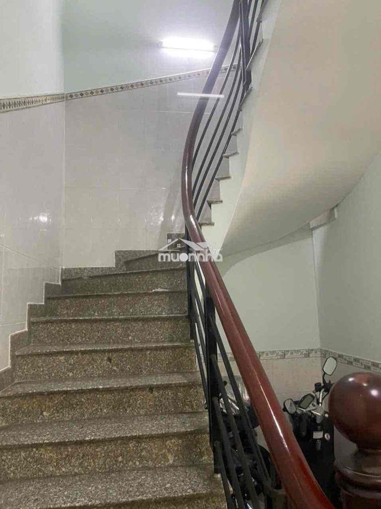 Căn hộ dịch vụ - 4