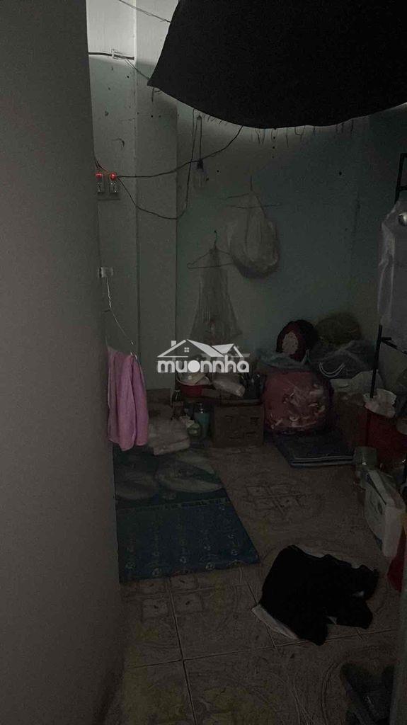 Cho thuê khu nhà dưới 40m² gồm 2 phòng trống tại quận tân phú - giá tố - 4