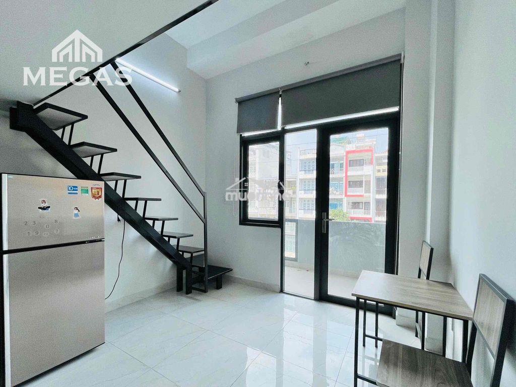 Duplex ban công - toà nhà thang máy - full nội thất giáp  q.5 - 2