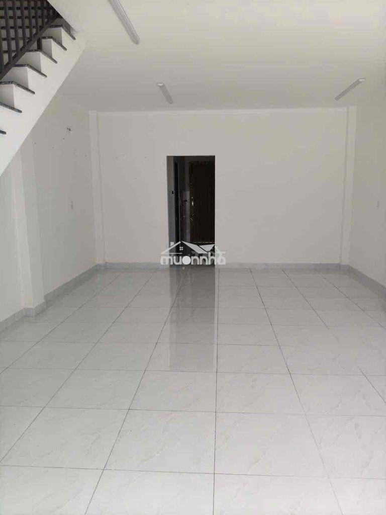Nhà nguyên căn cho thuê, gần khu công nghiệp mỹ phước 1,2,3