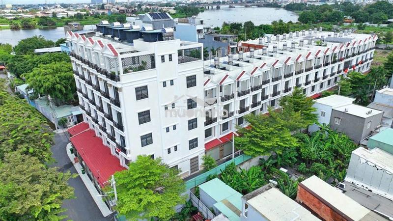 Nhà phố đồng bộ giáp vạn phúc, cách ql13 50m hxh
