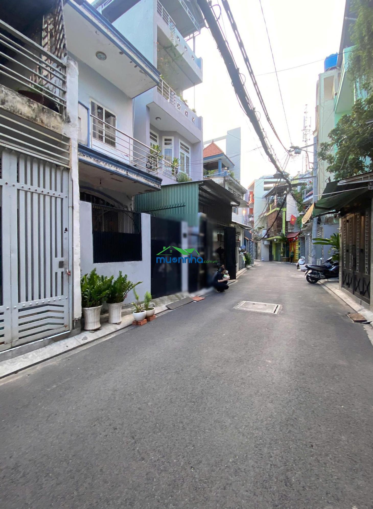 Hẻm xe tải đỗ cửa, cách mặt tiền chỉ 30m, 4,5x20m, nhà cũ khu vực xây mới được 6 tầng có hầm - 2