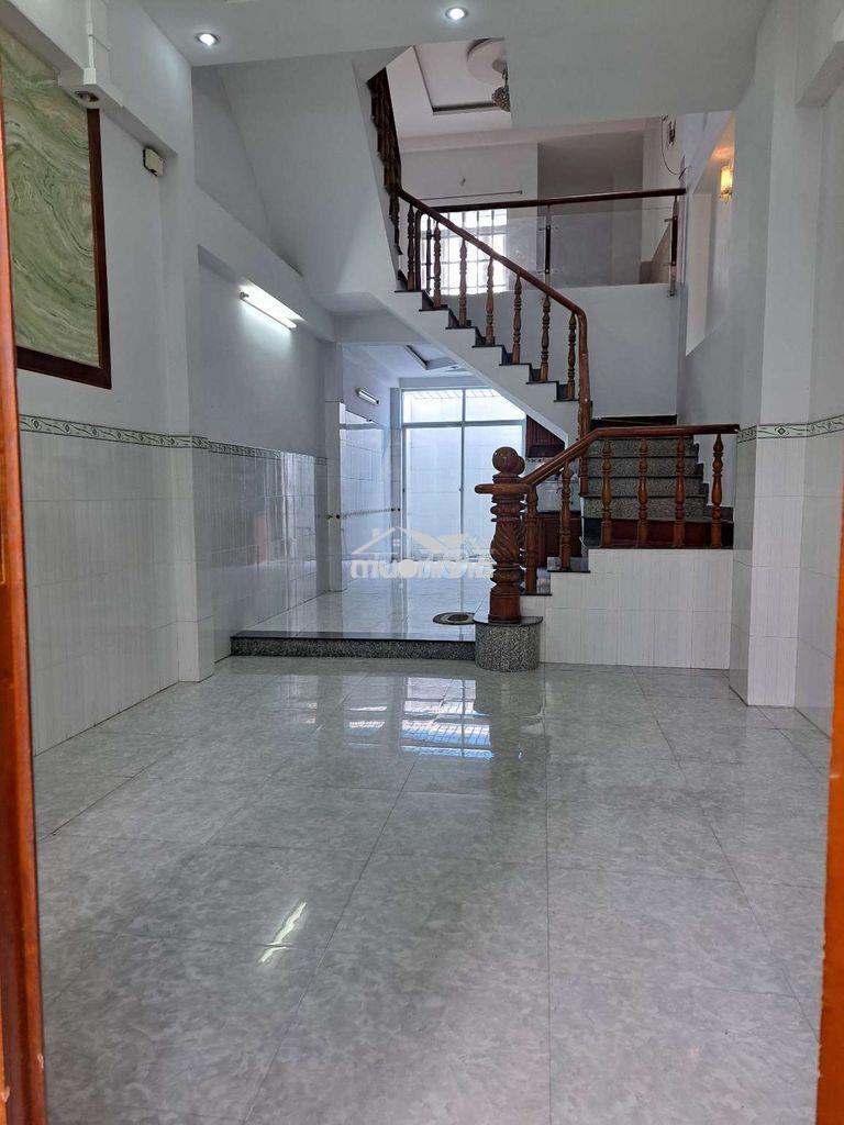 Cho thuê nhà nguyên căn rộng rãi sạch sẽ  - 2