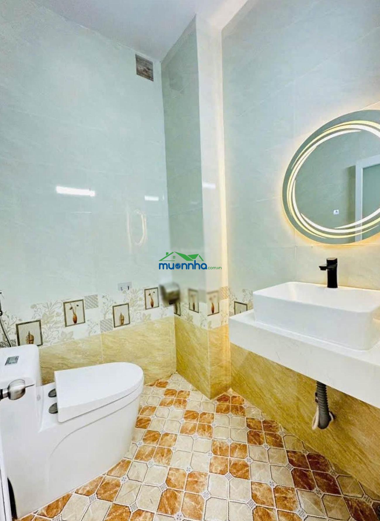 Ngang 5.5m- 3tầng-4pn lớn-chỉ 5t.ỷ- đã bao gồm nội thất-huỳnh tấn phát 500m tới cầu phú xuân - 3