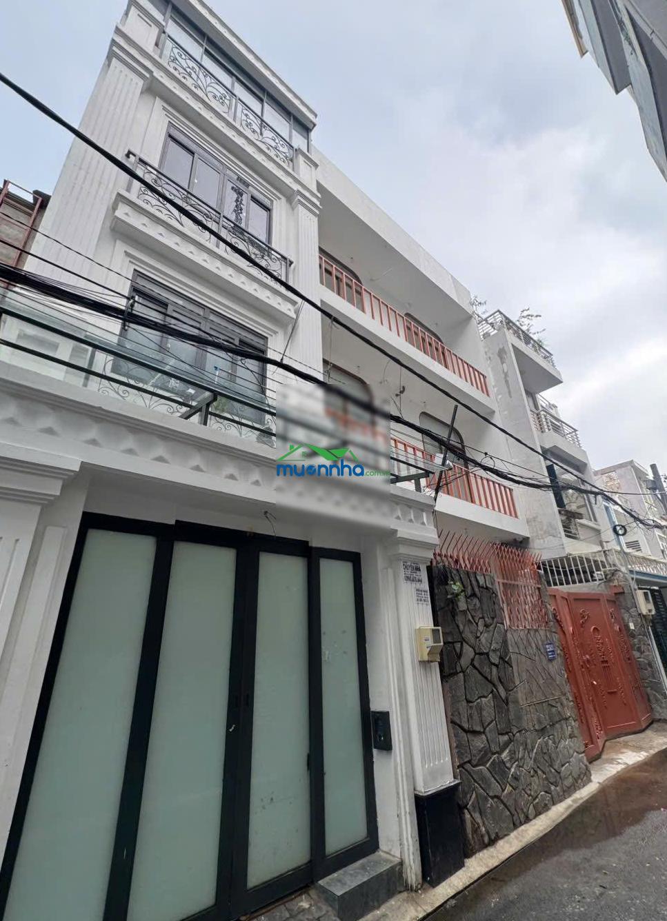 Gấp bán - chdv 13 phòng full nt - 4 tầng (4 x 20m) hẻm oto, dòng tiền 70tr/th. ngay học viện cán bộ - 2