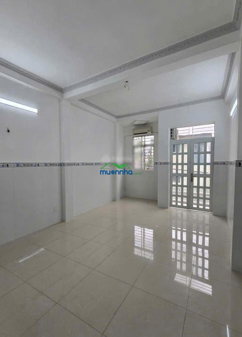 Bán nhà: đường hậu giang. bình phú. nguyễn văn luông. phường 12 quận 6. dt: 4 x 14.5=58m giá 8.7 tỷ