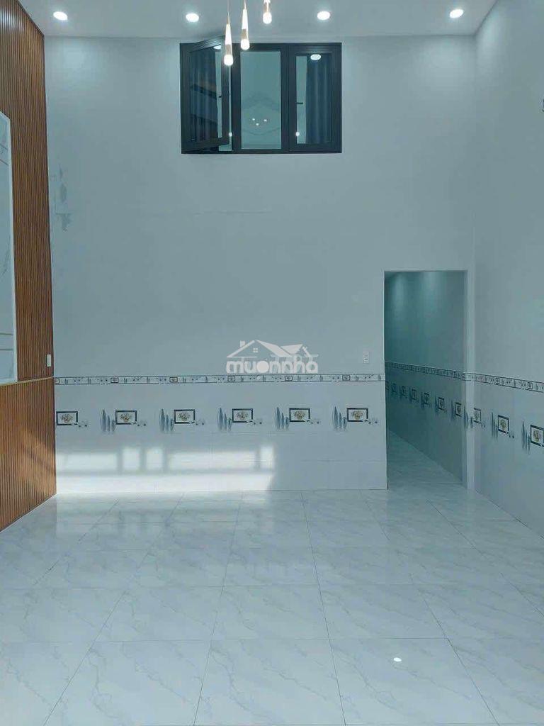 Nhà shr 4,6m x 13m. đúc lửng 3 pn 1/ ngắn đường liên khu 2.5 - 3