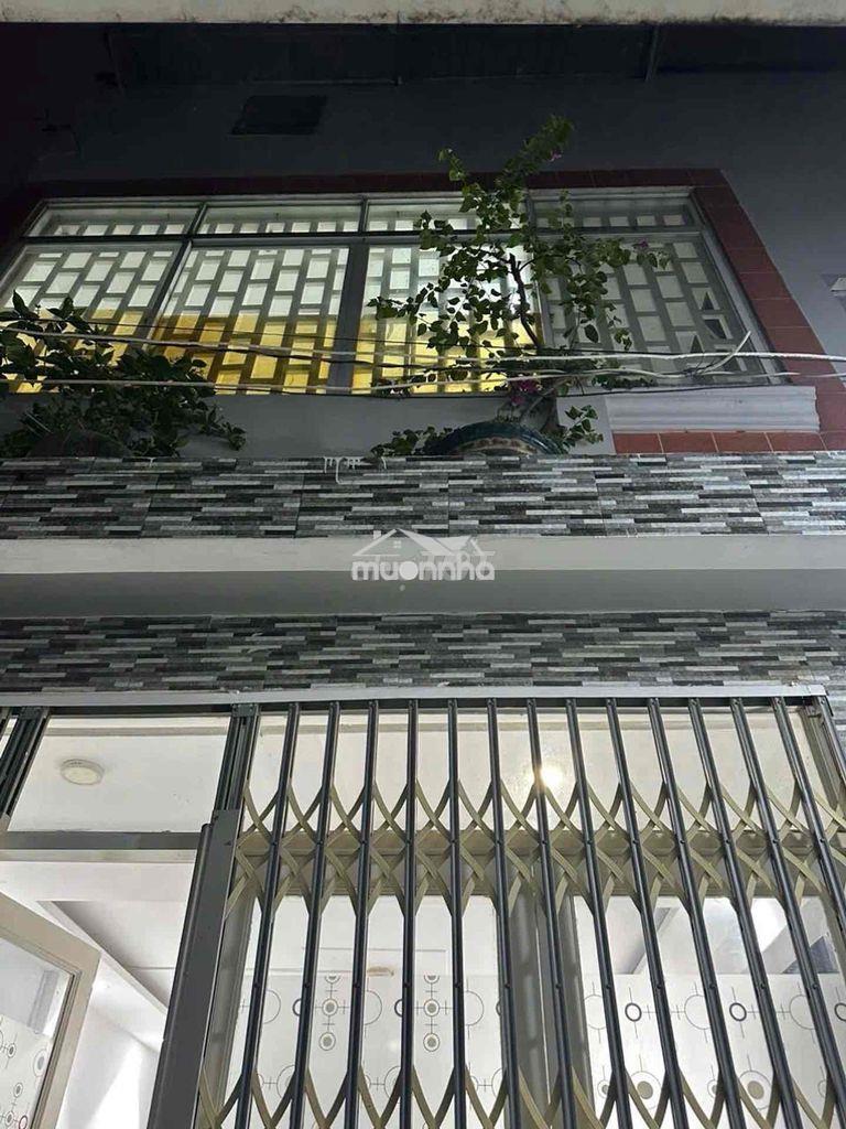 Nhỉnh 3tỷ sở hửu gần 40m 3pn ngay ngã 5 gò vấp sát bên tân bình sân ba