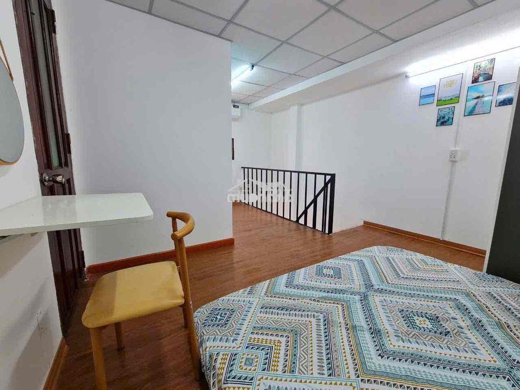 Phòng mới siêu rộng 50m2 có 2 cửa sổ trời ngay quốc lộ 13 - 4