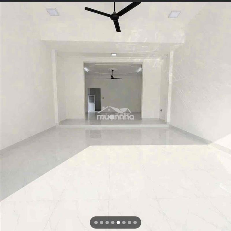 Mặt bằng kinh doanh đối diện chợ tân mỹ