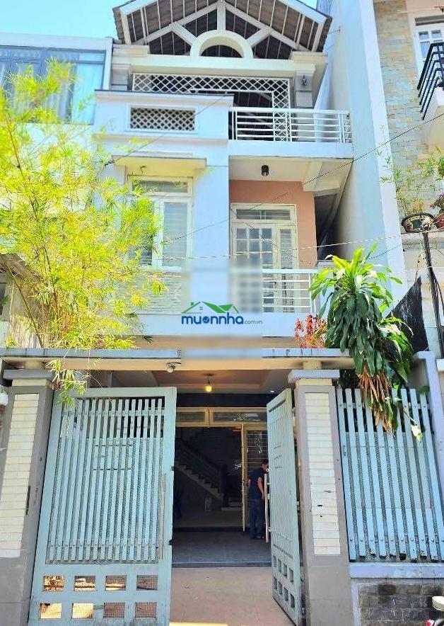Nhà phố trung tâm tân bình gần sân bay 133m ngang 5m xe hơi vào nhà