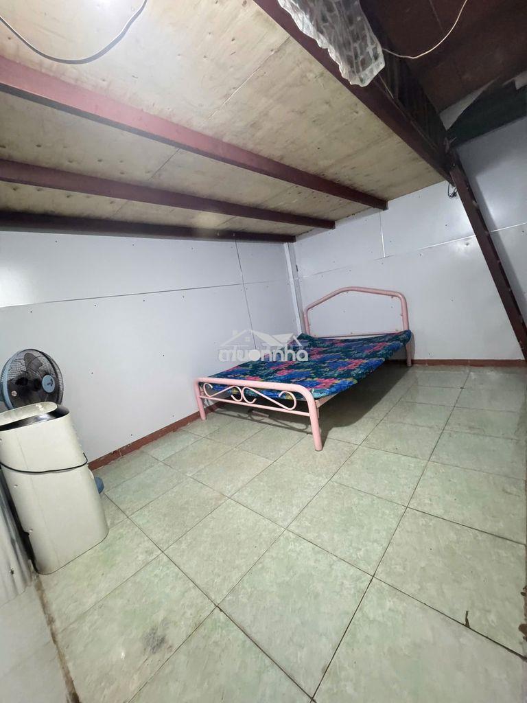 Phòng máy lạnh  có gác bình thạnh giờ tự do - 3