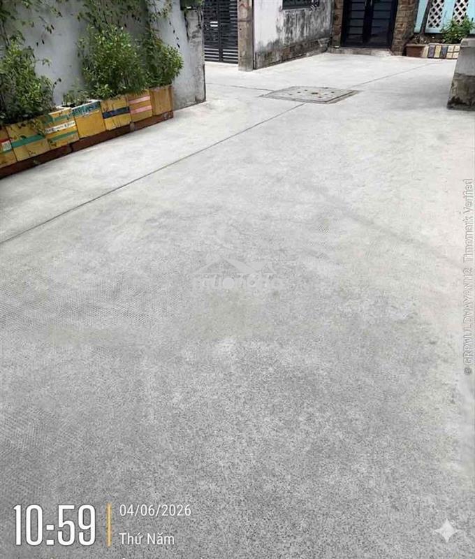 Nhà đẹp chính chủ xây kiên cố hẻm trước nhà 5m gần mặt tiền