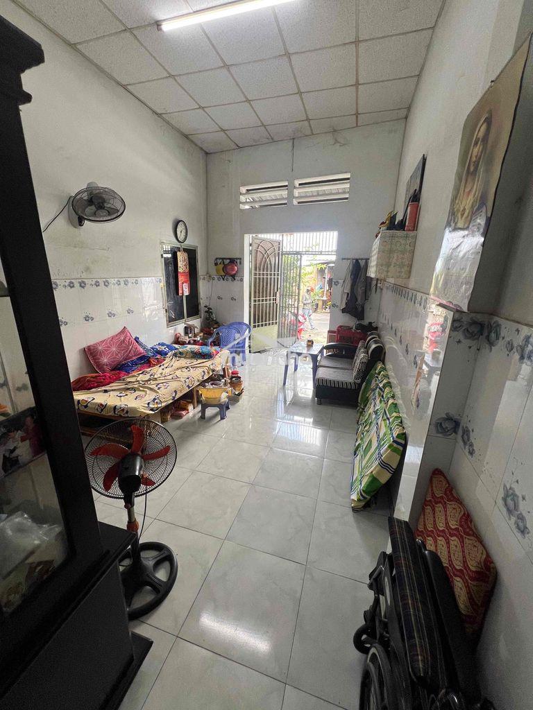 Chú em cần bán nhà lê lợi ngay chợ hóc môn shr 3tỷ2