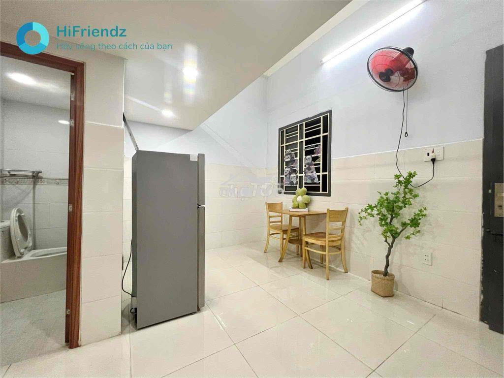 Cho thuê phòng có gác siêu rộng máy lạnh thang máy ngay gần vườn lài - 4