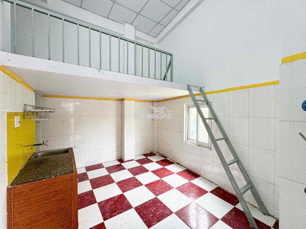 🔥Phòng gác sẵn máy lạnh_gác cao 2m_kế bên cv gia định_sân bay - 4