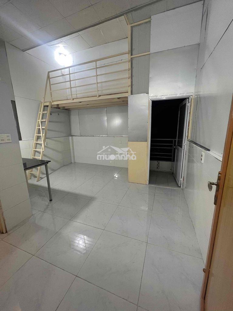 Phòng trọ quận 10 20m2 hoà hưng - 2