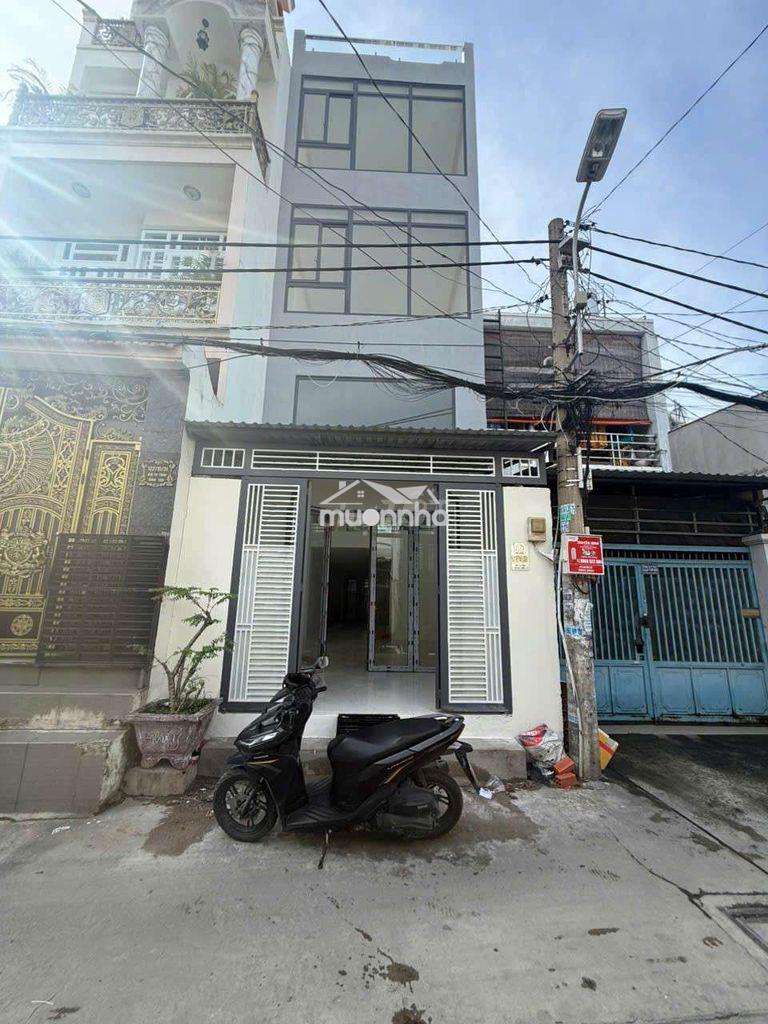 Nhà mới đường bùi tư toàn diện tích 4 x 18 có bốn phòng giá 12 triệutl