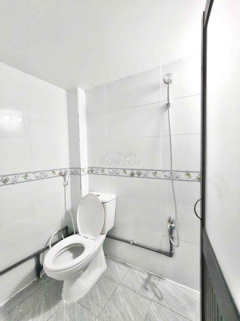 1tr800 cạnh aeon bình tân - tên lửa - gác cao 2 mét - 3