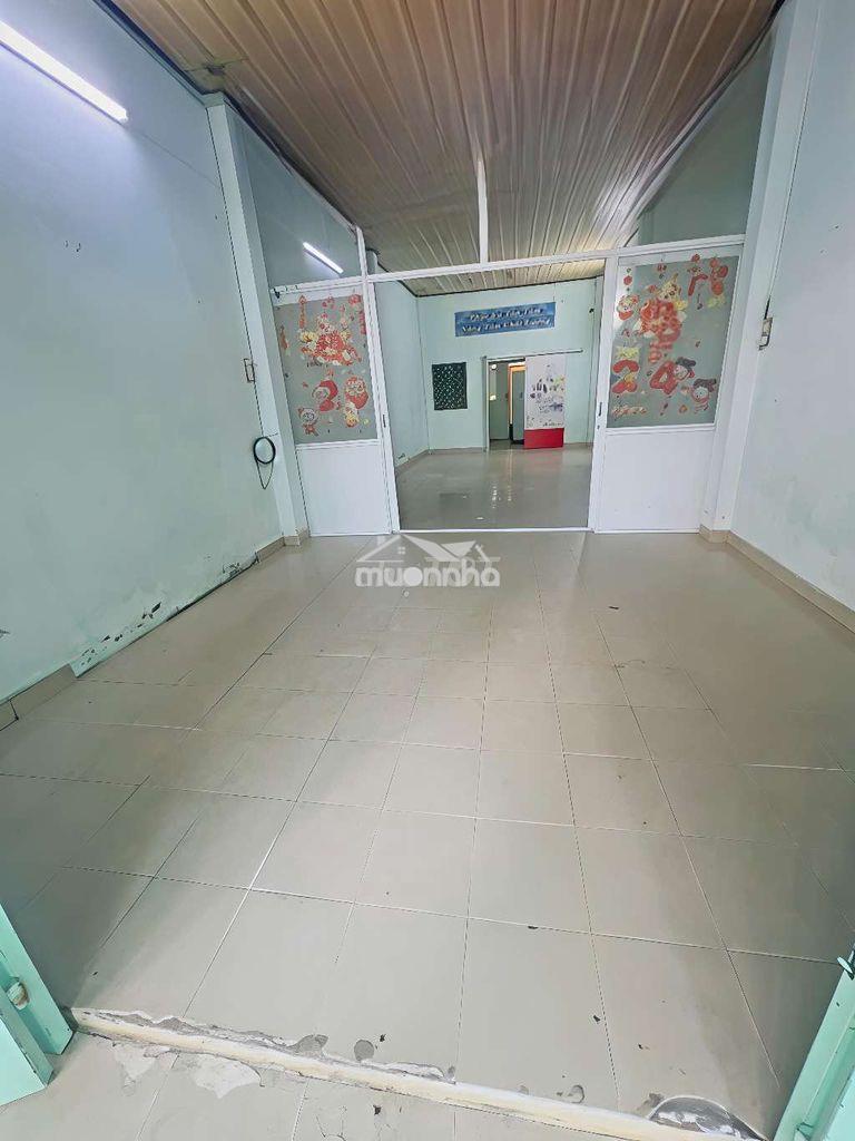 Cho thuê nhà 80m2 hẻm thông xe hơi 1/ lê văn thọ gv cấp 4  giá 8tr - 3