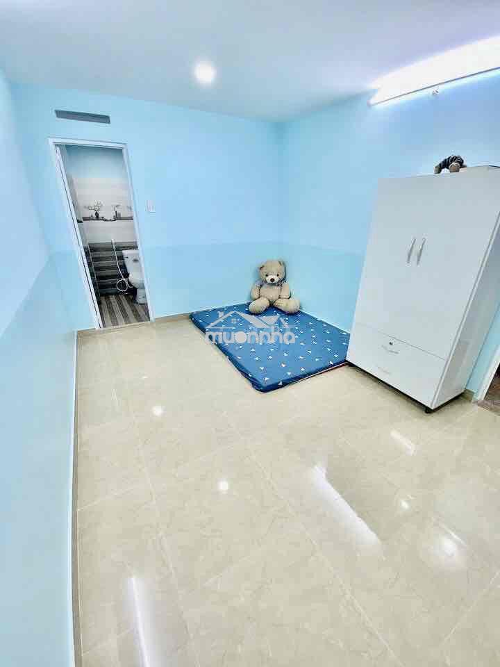 Phòng 22m2 đs3 p9 gv có cửa sổ, máy lạnh, tủ áo, nước nóng máy giặt - 2