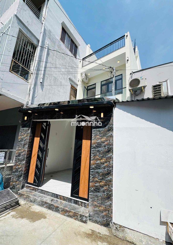 Nhà đẹp nội thất cao cấp - sát mặt tiền âu cơ