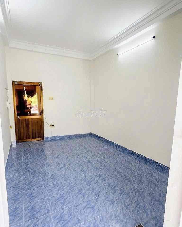 Nhà xinh, giá bình dân - hàng xanh, 1 trệt, 1 lầu 1 lửng, sân thượng - 4
