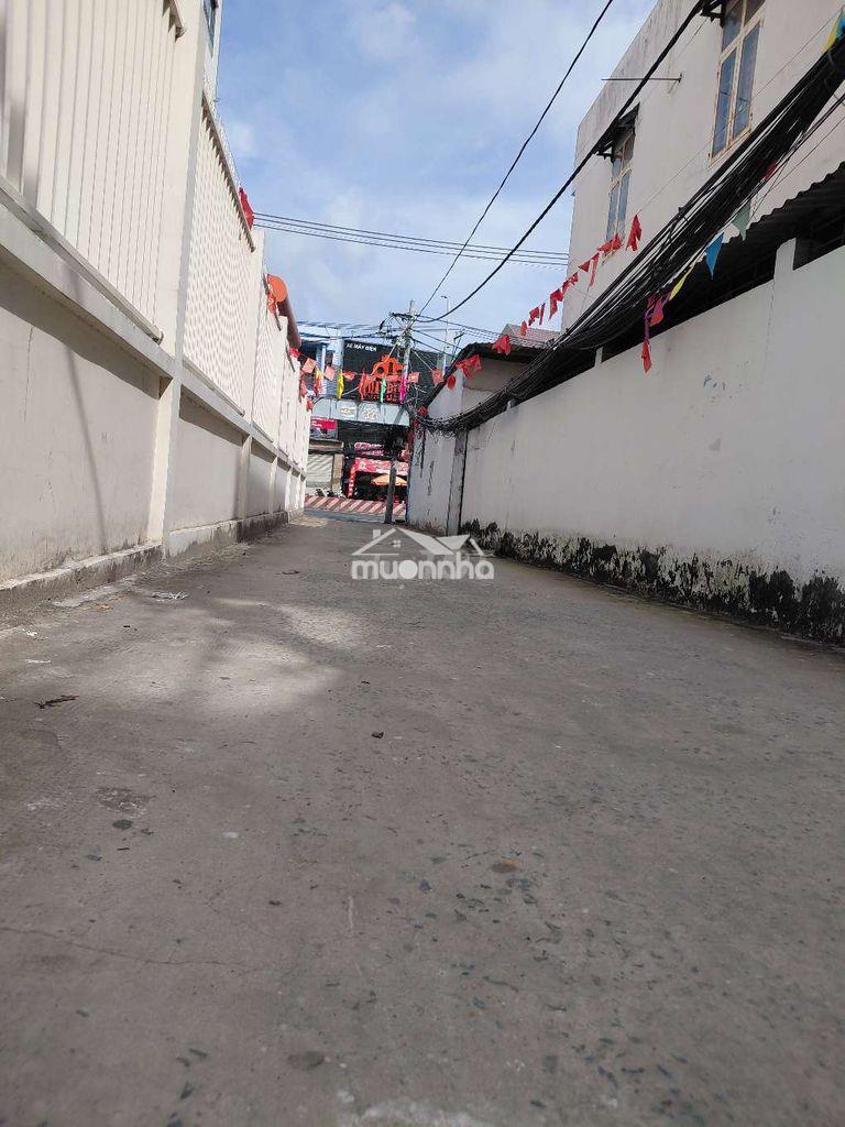 Hót nhà hxh– gần hoàng quốc việt – phú thuận, q7–3 tầng– giá 6,7 tỷ