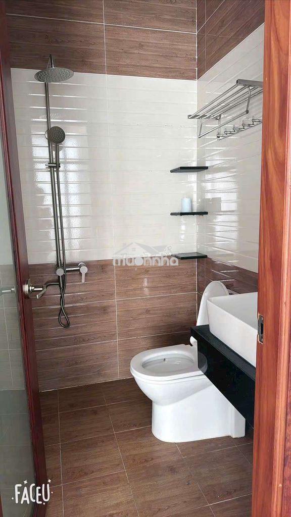 Cho thuê nhà đ/c 711/10 lũy bán bích - 4x20 -3 tầng-st-4pn_4wc_giá rẻ