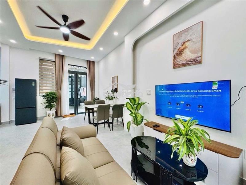 Gấp bán nhà đẹp ở ngay vạn kiếp 40m2_2t_3 ngủ full nội thất sát mt