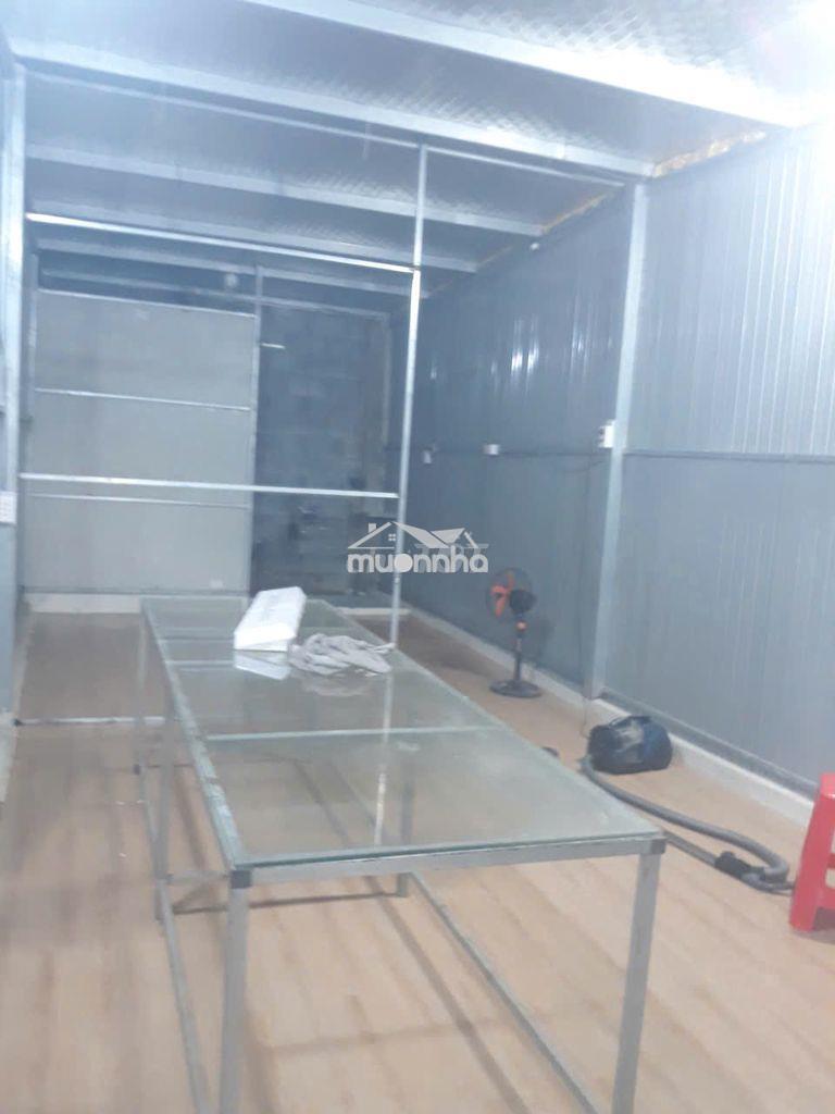 80m có 3 phòng gia đình nhỏ 