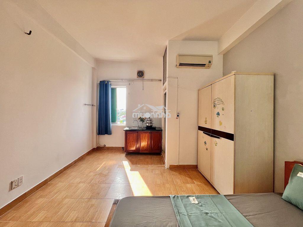 Phòng thoáng 20m2 đầy đủ nội thất ô tô tận nơi ngay đh tđt, chợ tân mỹ - 2