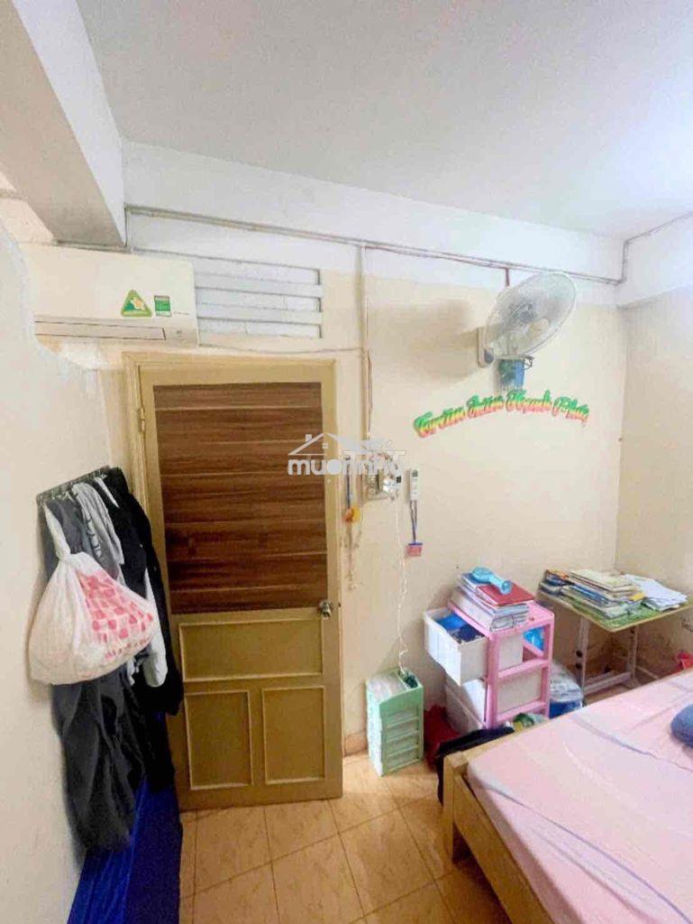 Chung cư có thang máy. dt 58m2 có 2 pn,2 wc - 3