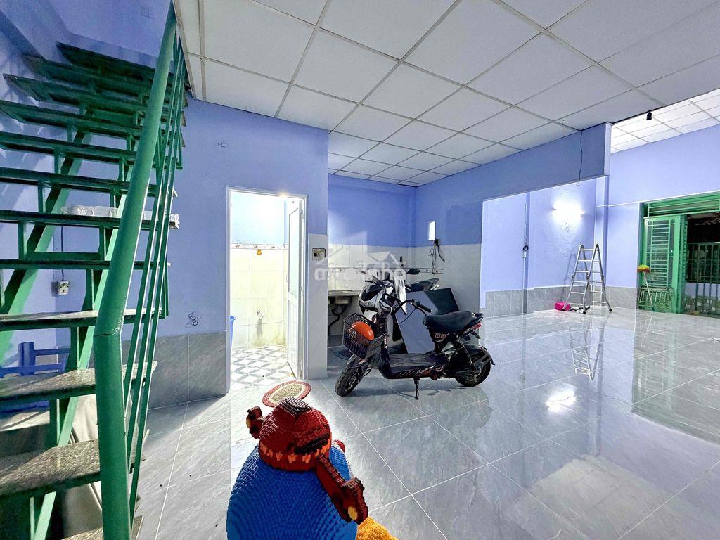 Cho thuê nhà nguyên căn 80m2 [5*16] hẻm oto cách chợ 100m - nhà nở hậu - 3