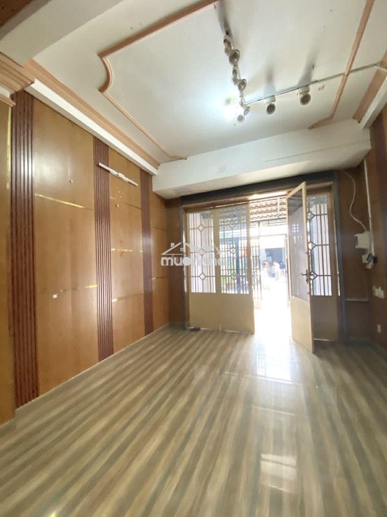 Giảm thêm 200tr, nhà hòa bình, giáp q.11, hẻm 8m có lề, 68m2, 3 tầng