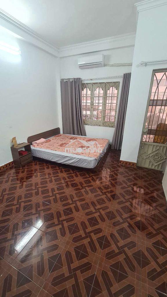 Cho thuê phòng fun nội thất cửa sổ ban công lớn - 2
